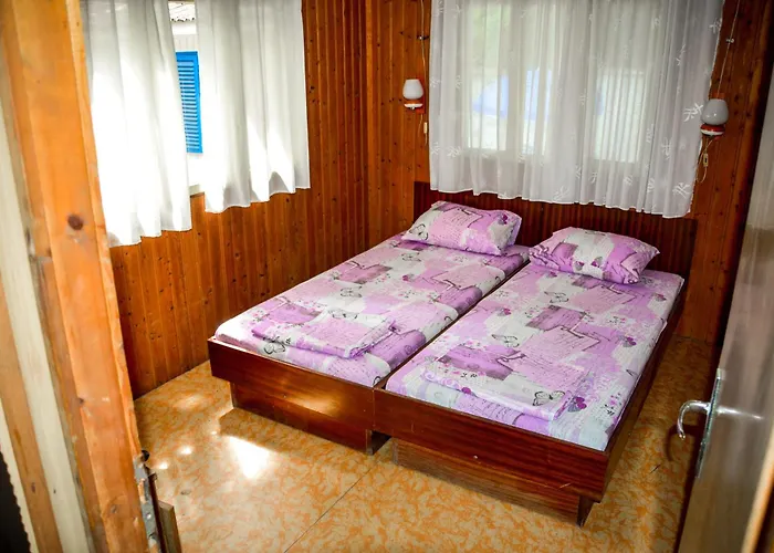 Albatross Retro Summer Campingplads Varna