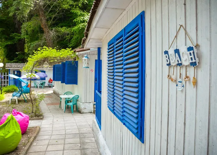 Albatross Retro Summer Campsite *